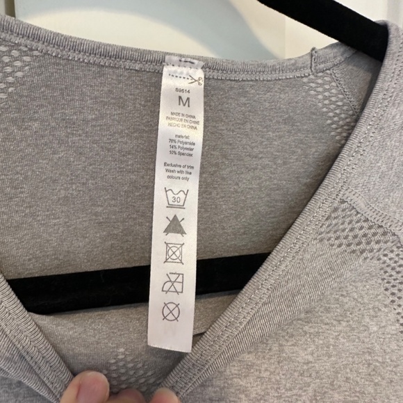 Seasum - Long Sleeve Workout Set Top and Leggings - Picture 7 of 8